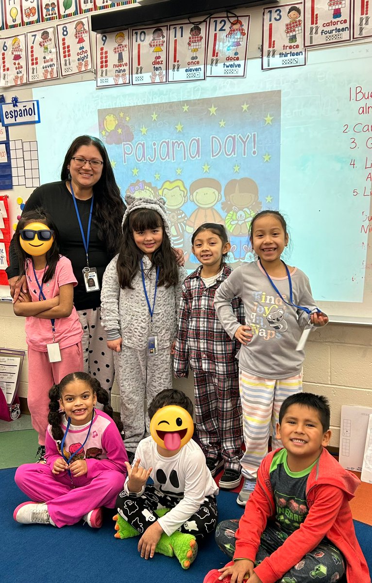 pencils_smiles's tweet image. 🌟 2nd gr Student leaders hosted a Pajama Day to raise $ for @ChildrensPhila . Fun day for a great cause! 
🌟Los líderes estudiantiles de 2do Gr.  Organizaron un día de pijama para recaudar $ para @ChildrensPhila ¡Gracias por un día divertido por una buena causa! #EMKpride #EWRSD