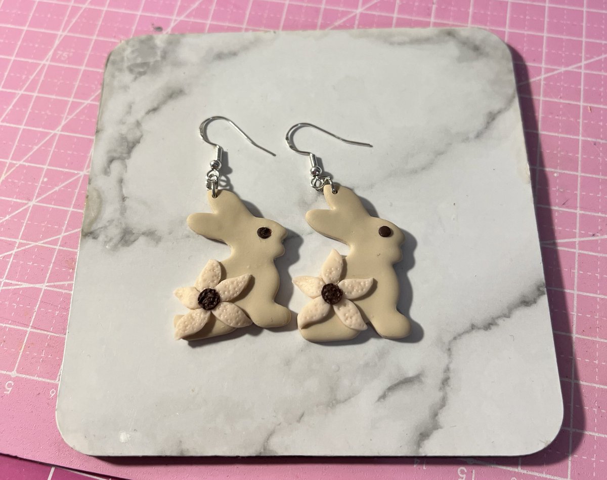 JustAlexaJade's tweet photo. That happy dance moment. When you see it finished! #imadethese https://t.co/t7rkk8aQBb