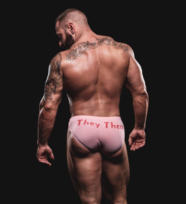 2 pic. That's one incredible peach @MarcoMichaels4 ?x @PaulJamnicky ?
https://t.co/GiK6hulLCm https://t