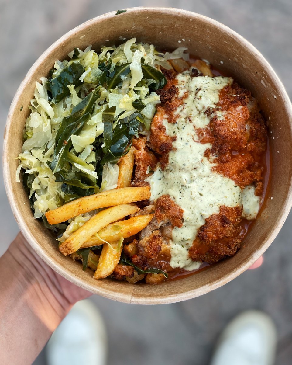 These temperatures mean it's a Buffalo Chicken Bowl kind of day 🍗🔥

Breaded and spiced chicken thigh fillet, spicy secret sauce and ranch sauce.