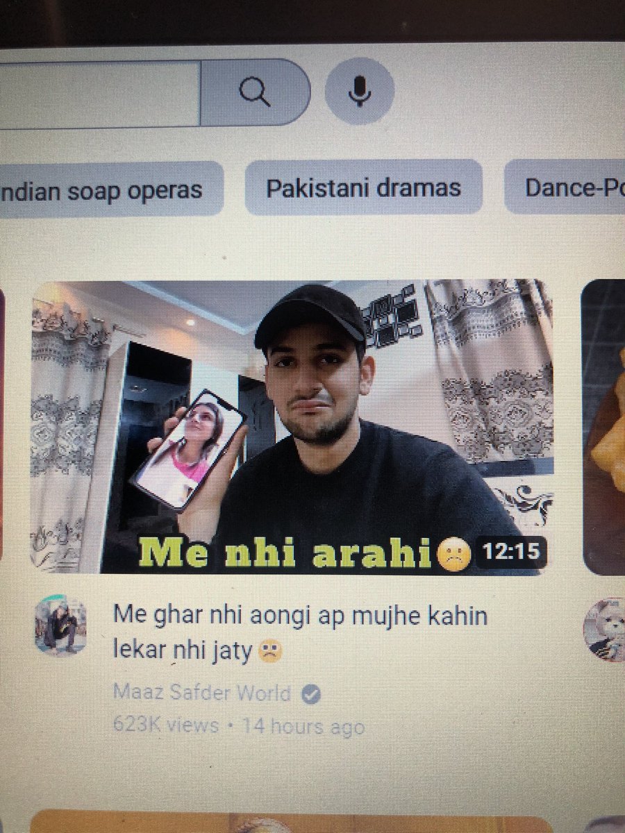 isma_moeen's tweet photo. No value of education in pakistan 💔
Aghh laga doo baii sb apnee degree ko ya dhandaa shuru kroo bhot scope ha boss iska💔 https://t.co/zRKvlp1HMC