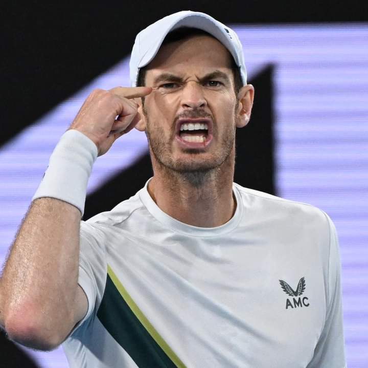 AceSaque's tweet photo. ¡GRÍTALO ANDY! 🔥

#AndyMurray viene de atrás, juega el partido más largo de su carrera y vence a Thanasi Kokkinakis por 4-6, 6-7 (4), 7-6 (5), 6-3 y 7-5 y se instala en la tercera ronda de Australia. ¡INCREÍBLE LO QUE ACABAMOS DE VER! 🤩 https://t.co/JhQU3ypAyi