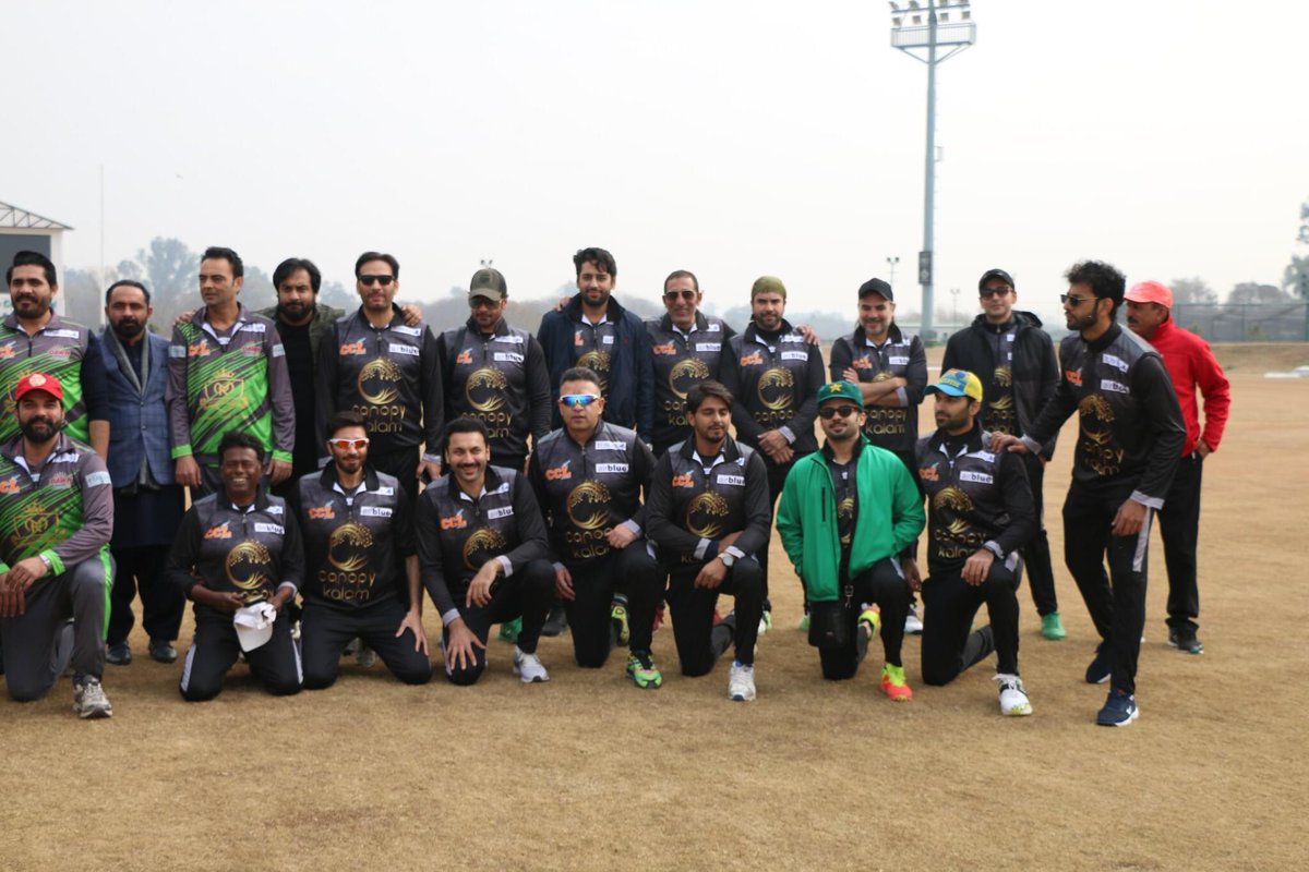 airblueairline's tweet photo. airblue sponsored #FriendlyClash 2023, a Celebrity Cricket Match as official #travelpartners.✈💙
Both star-studded teams i.e. #Anchors XI and #Celebrity
XI, brought great Cricket spirit, fun and energy that lead to a successful event ✨
#airbluesponsors #FunFestivity https://t.co/411FvlRuZp