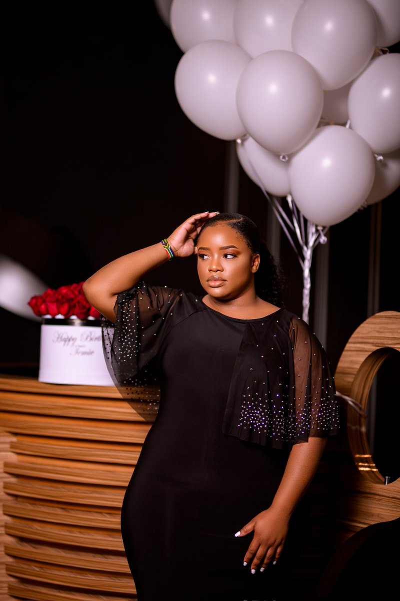 ngwenya_blessed's tweet image. Recent Work...

Now taking bookings for the new year. Kindly Retweet for Awareness 🙏🏿📸

Here's a link to my WhatsApp: wa.me/message/PKMHWP…