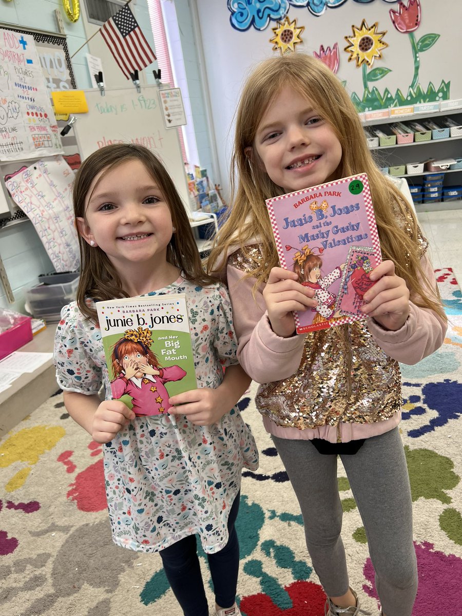 meg_broadfoot's tweet photo. So proud of my little readers finishing their chapter books!!! @GWTPrimary https://t.co/DyREqxYgZ6