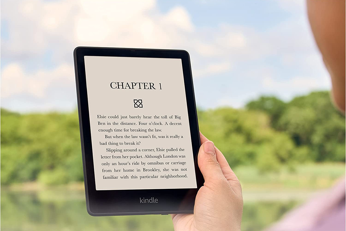 theguide_uk's tweet photo. PL RT Win Amazon's bestselling Kindle Paperwhite, 8GB with wifi, worth £129.99, and you'll never be further than a click away from your next read #win #giveaway #competition https://t.co/k00ZGZi2fu https://t.co/UFAWoFOnLd