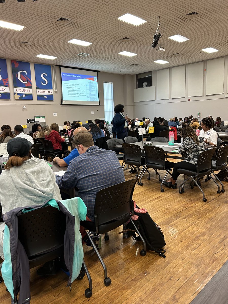 MotivatorMo's tweet photo. As MSCS continues Setting the Stage for Science Instruction, our middle school teachers were engaged and excited about the teaching and learning that took place during their session.  @PLSLearn @MSCSK12 @SuptCFOToni @DrAWhitelaw @CAOCARSONJ @AsstSuptScott https://t.co/KXhZ5BqDN2