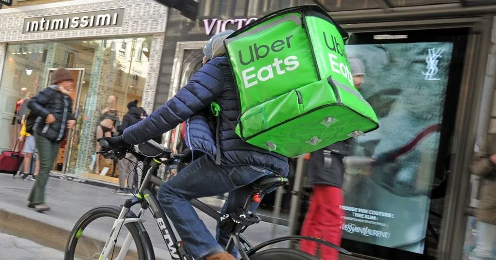 michaelnewhouse's tweet photo. Uber and Visa launch program to provide $1 million to small food establishments switching to sustainable packaging. This is a start but so much more needs to be done. In today's world, #brandexperience trumps all https://t.co/KmziHYEoZ0 

#packagingbudget #packagingdevelopment https://t.co/9VPBsp8m1N