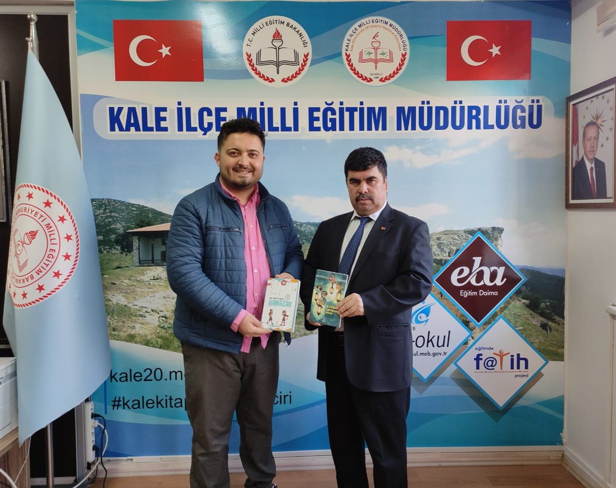 KaleKitapOkuyor's tweet photo. Tavas Ulukent Başalan Cami İmam Hatibi Mustafa Bışkıcı #KalekitapOKUyorzincirimize dahil  oldu. En güzel  hediye kitaptır. 
@ekicis20 
@YTEMEL3 
@ibrahimcicekde1 
@ibrahimcollu 
@GolcukYbo 
@KarakoyilkOrtaO 
@DenizliKaleHem 
@EgitimKale 
@OrenCPAL 
@EmrullahSalim 
@harunozturk79 https://t.co/vIFL7nSLzm