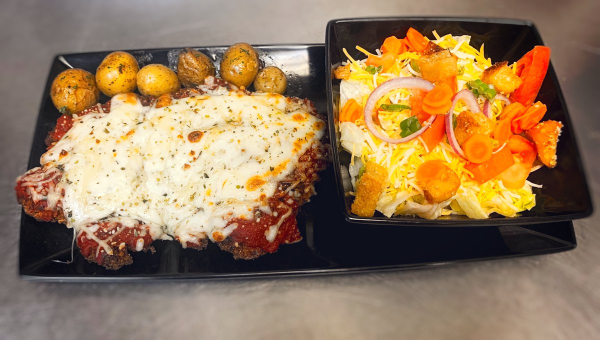 Made from scratch. Breaded Chicken Breast baked and topped with in-house made Marinara sauce, Mozzarella cheese, Parmesan Asiago and Provolone cheese. Served with baby potatoes and a small garden salad. #blarneystonepub #madefromscratch #chickenparmesan #bspub