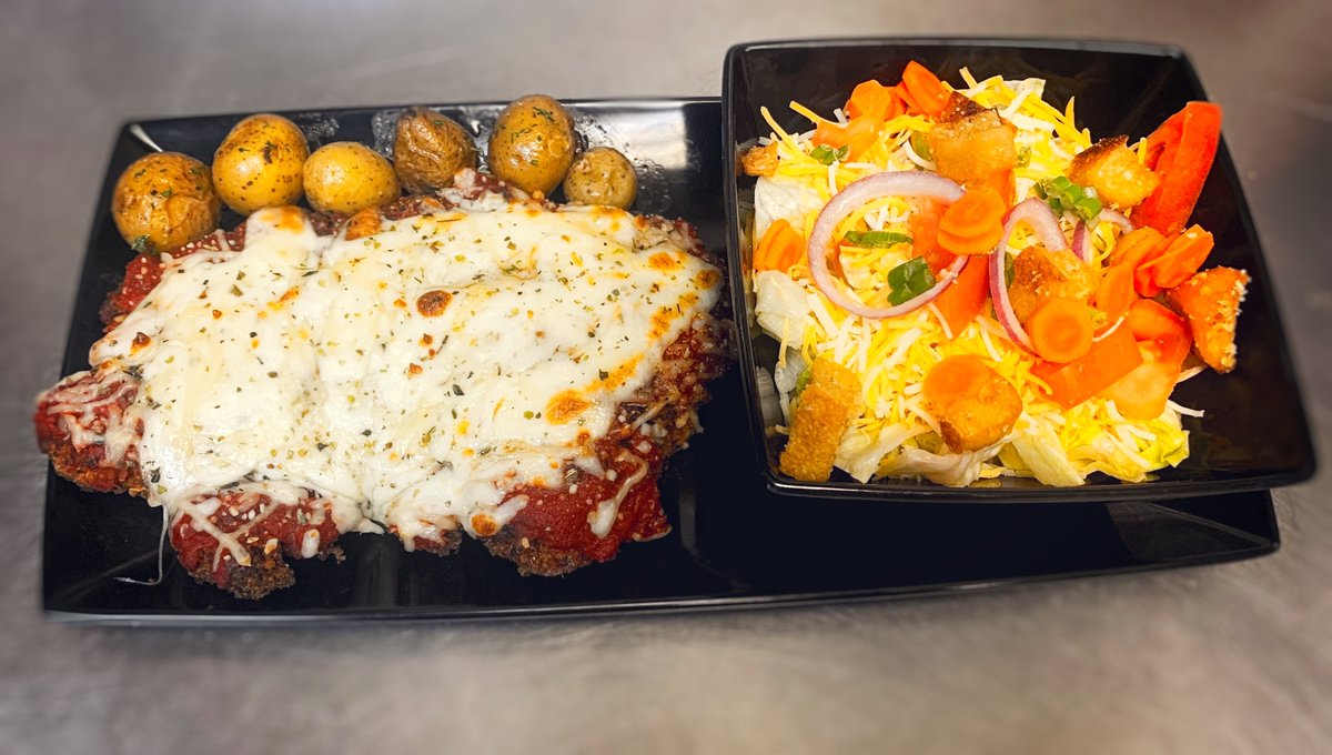BlarneyStonePub (@BlarneyStonePub) on Twitter photo 2023-01-19 17:41:28 Made from scratch. Breaded Chicken Breast baked and topped with in-house made Marinara sauce, Mozzarella cheese, Parmesan Asiago and Provolone cheese. Served with baby potatoes and a small garden salad. #blarneystonepub #madefromscratch #chickenparmesan #bspub Made from scratch. Breaded Chicken Breast baked and topped with in-house made Marinara sauce, Mozzarella cheese, Parmesan Asiago and Provolone cheese. Served with baby potatoes and a small garden salad. #blarneystonepub #madefromscratch #chickenparmesan #bspub