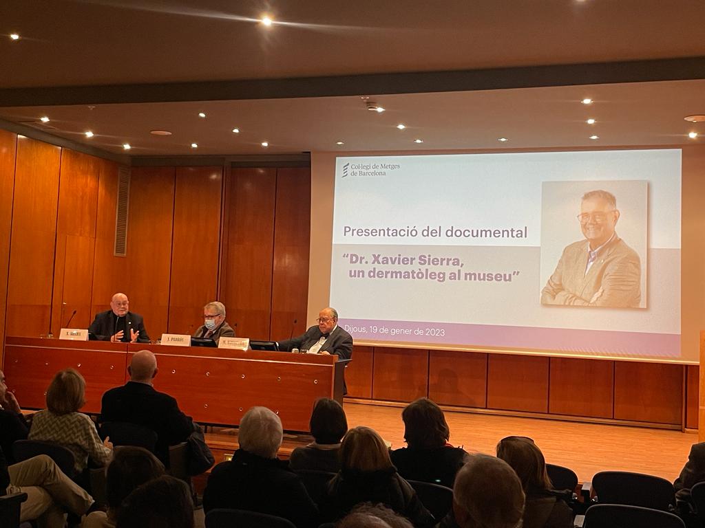Presentació del documental sobre la vida de @xsierra4, metge, president del <a href="/MHMedicinaCat/">Museu d'Història de la Medicina de Catalunya MHMC</a> i autor del blog sobre medicina, art i història "Un dermatólogo en el museo".
Gràcies a tots els assistents per acompanyar-nos!