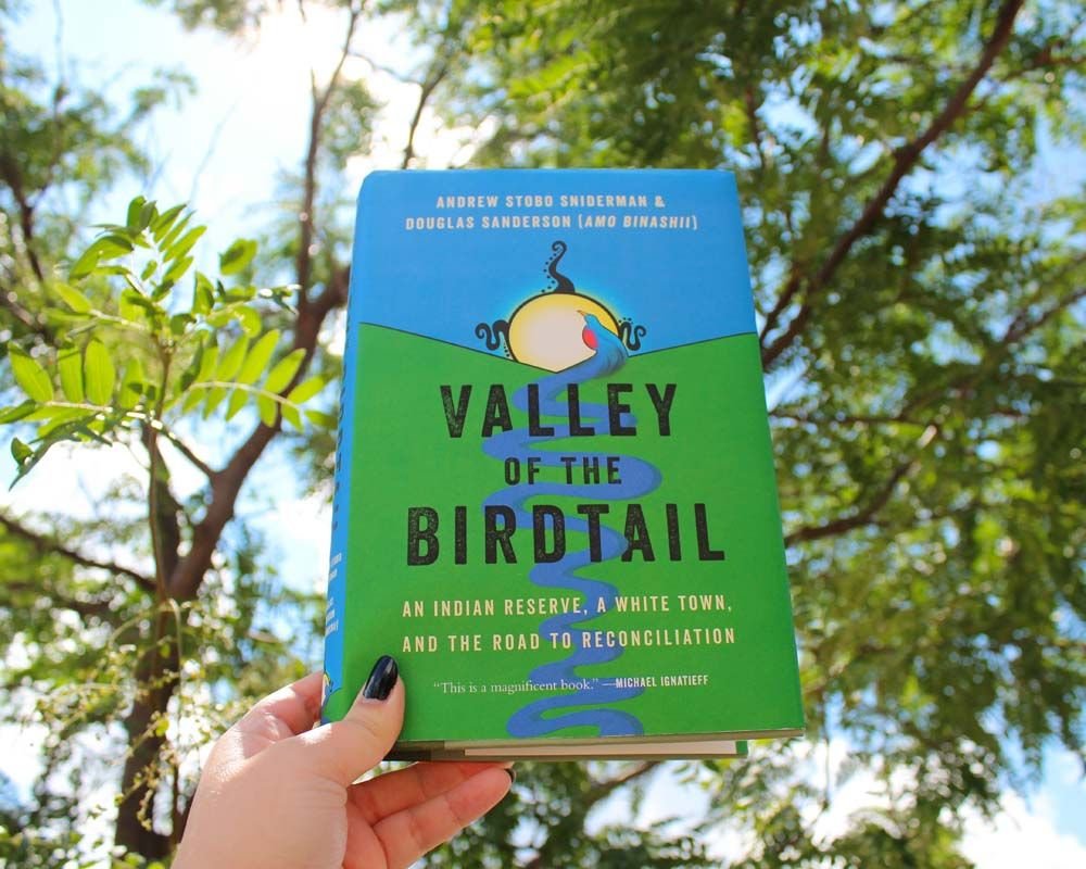 ppforumca's tweet photo. Join authors @StoboSniderman and Douglas Sanderson as they discuss their bestselling book, Valley of the Birdtail, at noon on Jan. 25. Register here for this free virtual event - https://t.co/FiIavgLrpL https://t.co/NbcY9Zq3f9