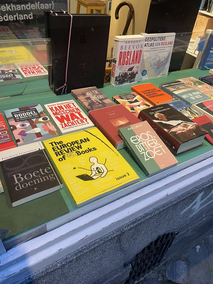 MathieuLLSegers's tweet photo. Wonderful! @european_review in the window of @DeTribune in Maastricht https://t.co/7vGX4vgTx4