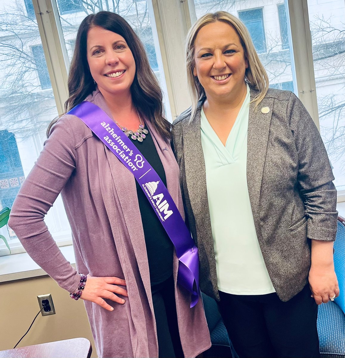 ALZNCA's tweet photo. .@HollySeiboldVA Thanks for meeting w/ @alzassociation advocate Michelle Alonso at VA #Alzheimers Advocacy Day! Your support will make a difference for the 150,000 Virginians w/ Alzheimer's & their families. #ENDALZ #police #training #advocacy #virginiageneralassembly https://t.co/C4oSeDWvqx