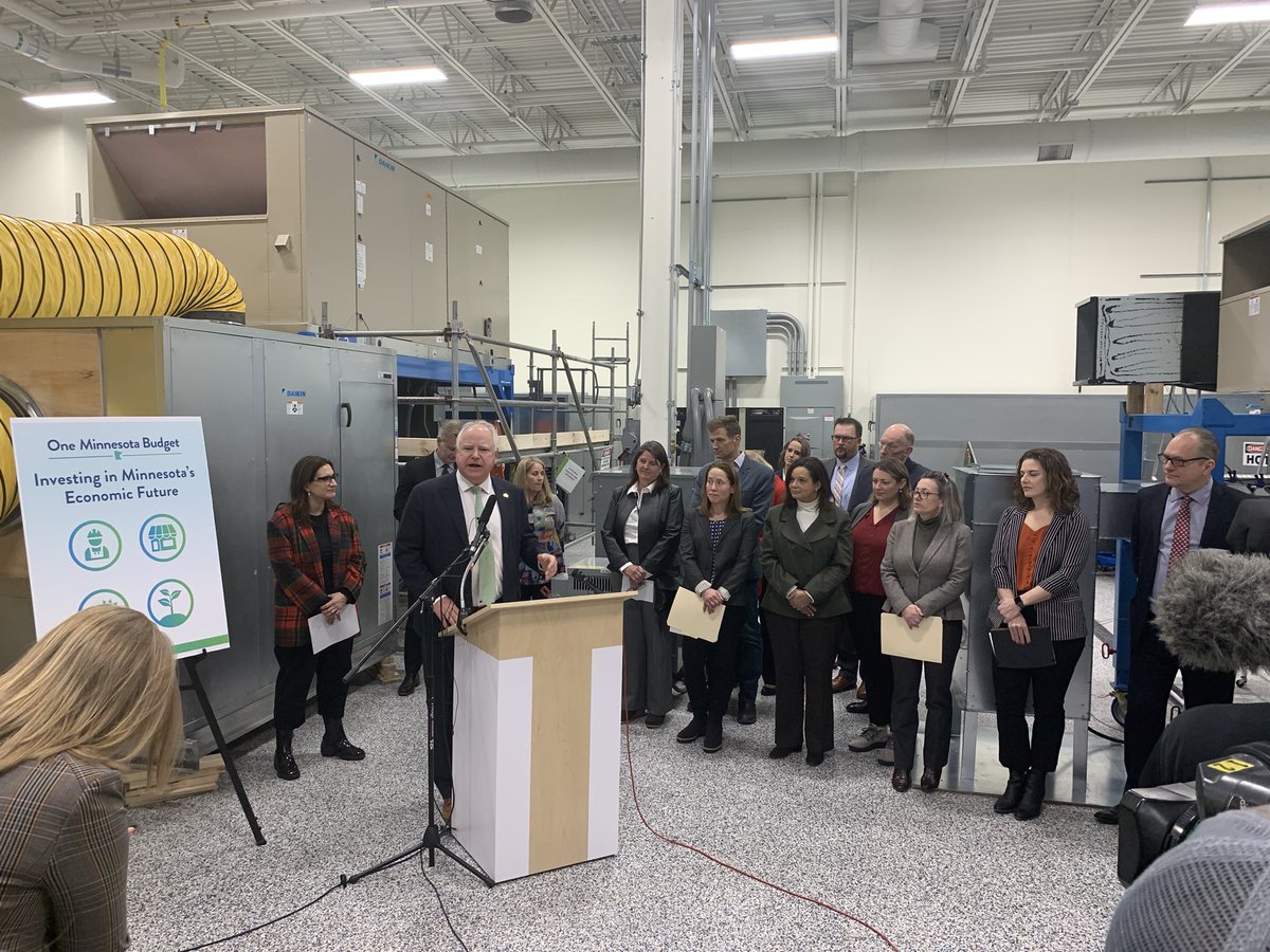 Devin Henry tweet media