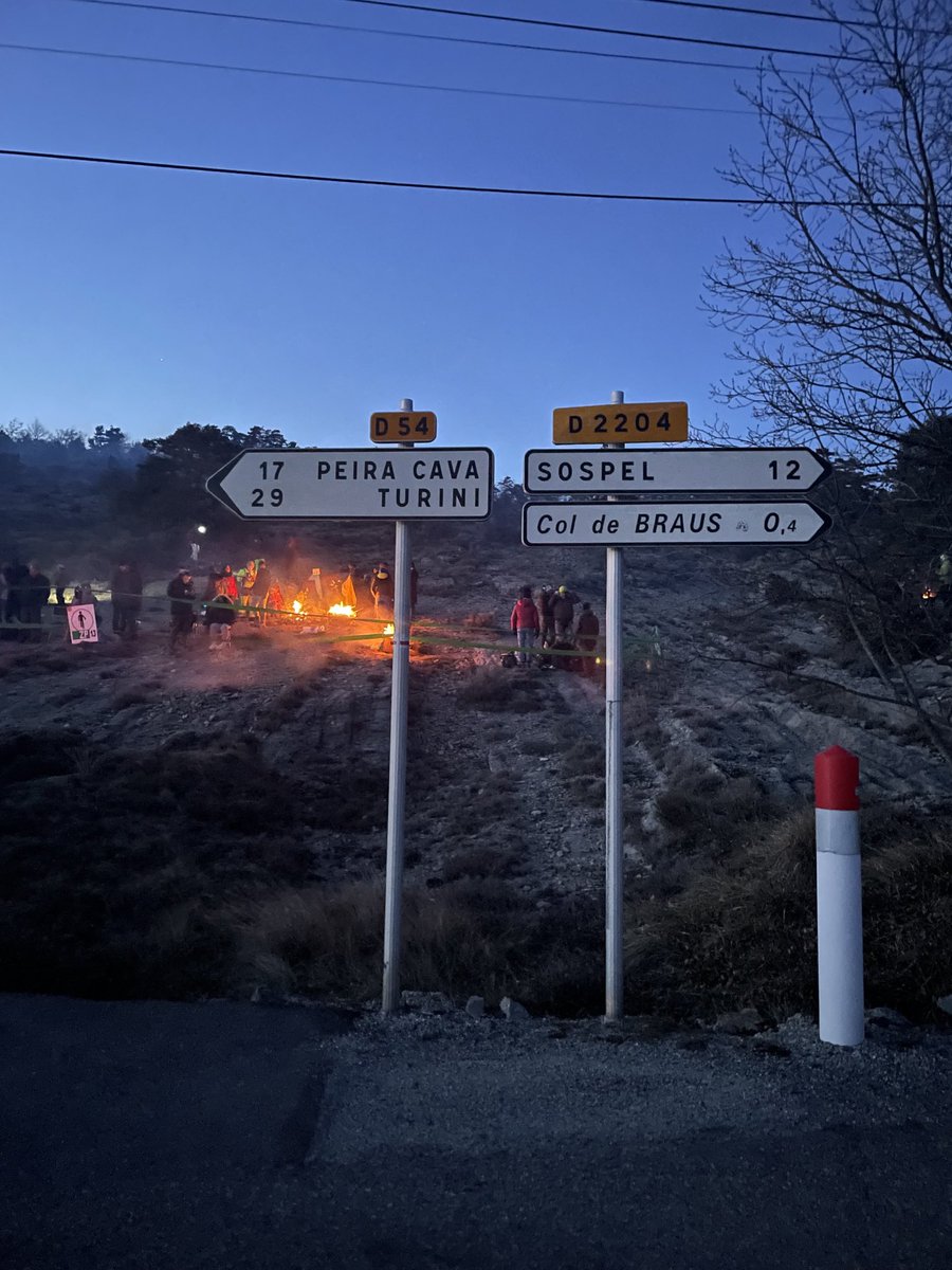 HappyCow2337's tweet photo. Mitique #wrc #rallystage #coldebraus https://t.co/qTNprD7pmp