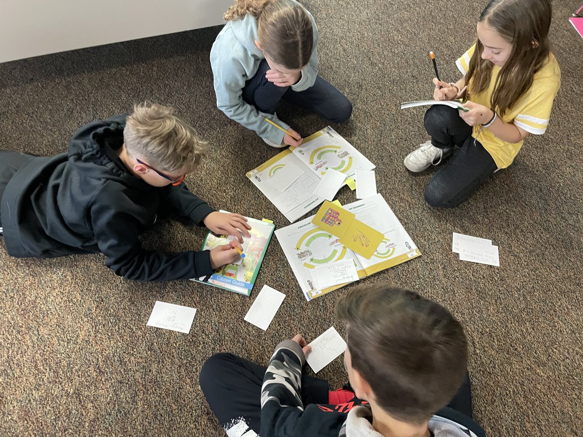 Caroline Haebig tweet media