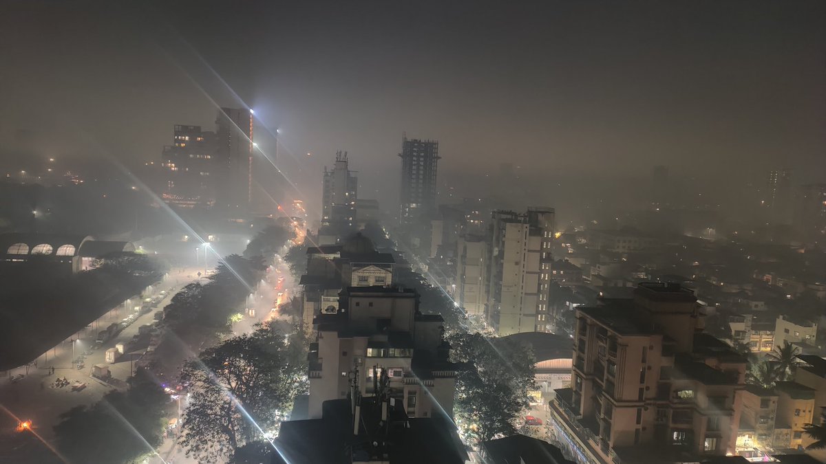 prathameshkada's tweet photo. @CPCB_OFFICIAL @mpcb_official @mieknathshinde @ShivSena @BJP4India @abpmajhatv @aajtak @ZeeNews- Pls help people are suffering due to bad quality of air which has been thrown by industries.
Because of this Koparkhairane Navi Mumbai people are suffering from cold, cough and fever. https://t.co/gJ7OM9BJ2O
