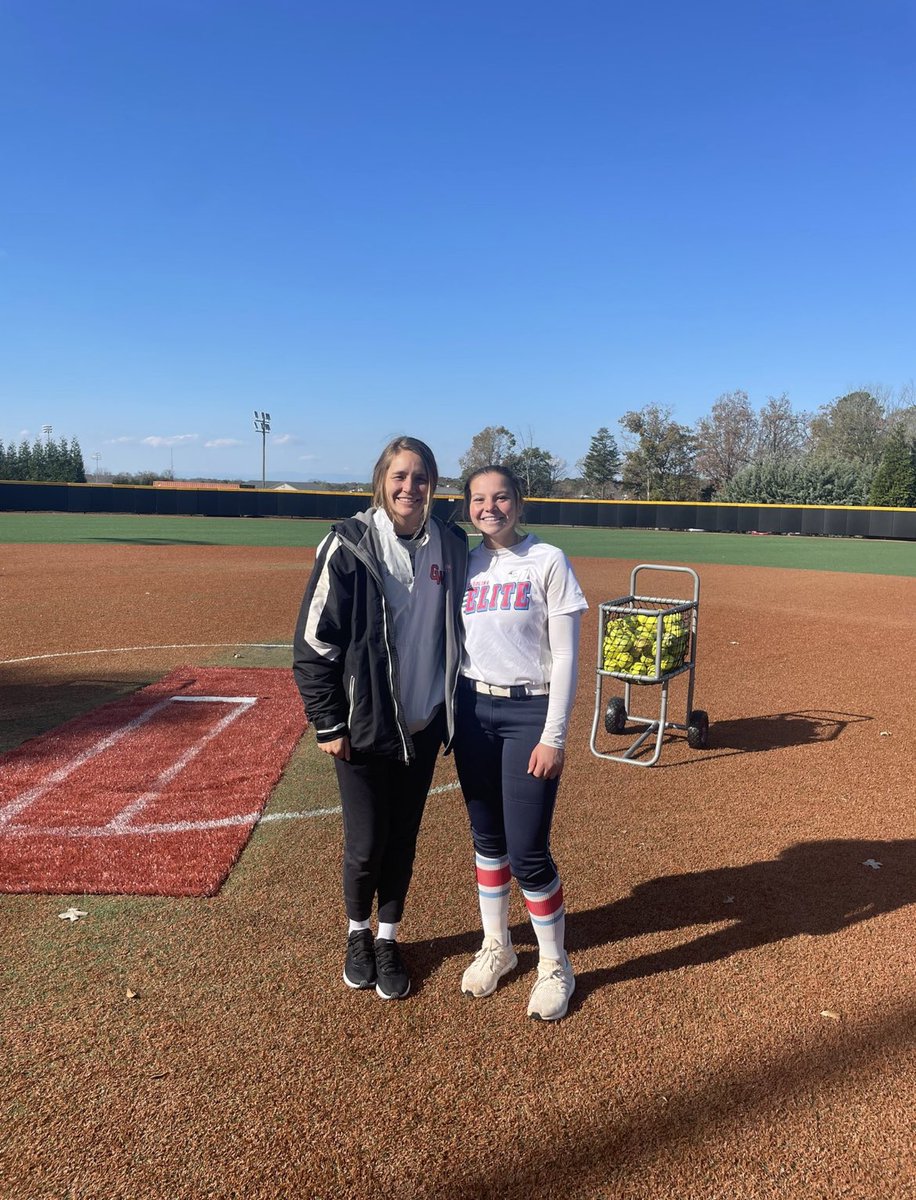 CoraLevy11's tweet photo. So excited to announce that I will be continuing my academic and athletic career at Gardner-Webb University!!! Thank you @GWUSoftball for this opportunity, I can’t wait!!! #skodawgs ❤️🖤 @baileywigness @todell04 @mackenzisteele @CarolinaEliteS1 https://t.co/KLkCYfGiAE