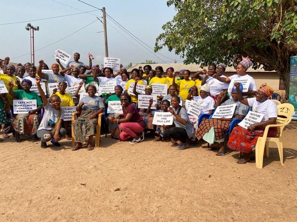 Dans le cadre du projet  Linking and Learning, <a href="/Jveivoire/">JVE Côte d'Ivoire</a>  est présent au Ghana avec GDA Cameroon au côté de #YVEghana afin de partager ses expériences en agroécologie paysanne et en plaidoyer pour la souveraineté alimentaire aux communautés de Tokokoé et  Ho.  <a href="/GAGGA_Alliance/">GAGGA</a>