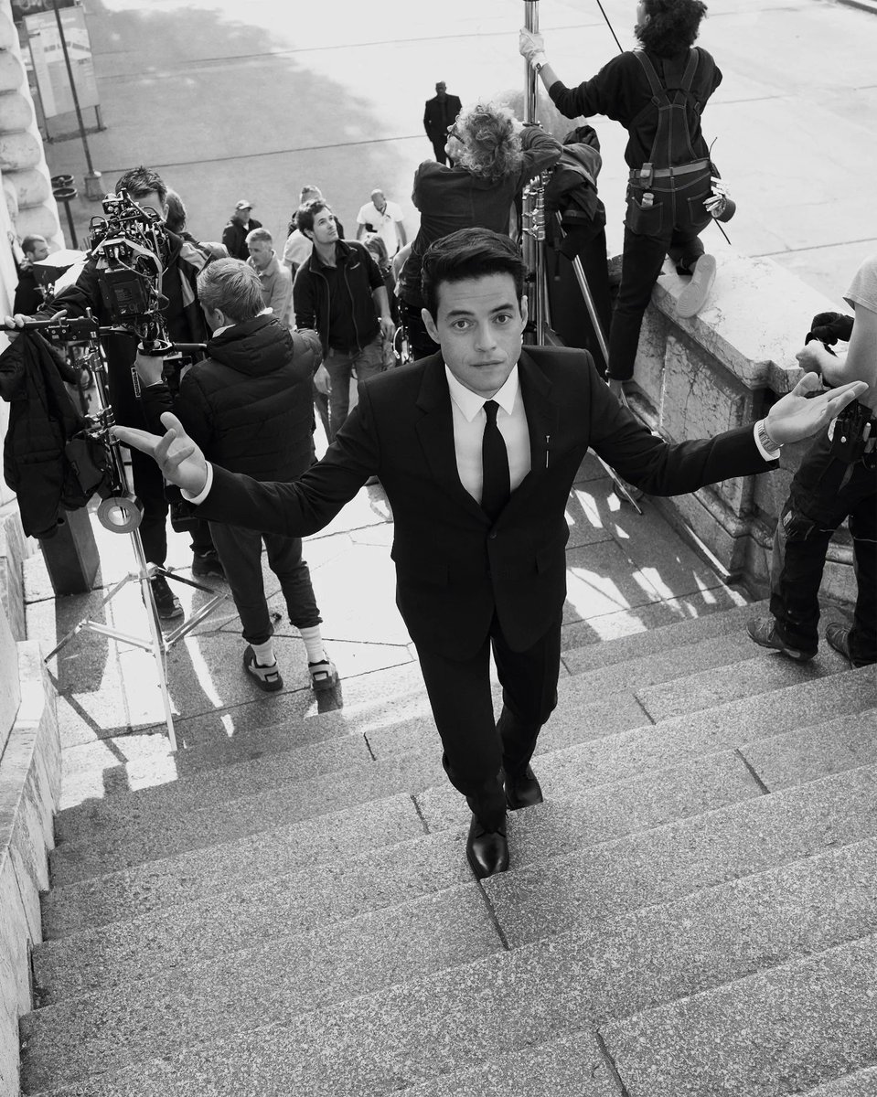 RamiMalekYeah's tweet photo. Rami Malek for Cartier Tank Française 

📷 by Greg Williams https://t.co/Yoj8Kxo2eA