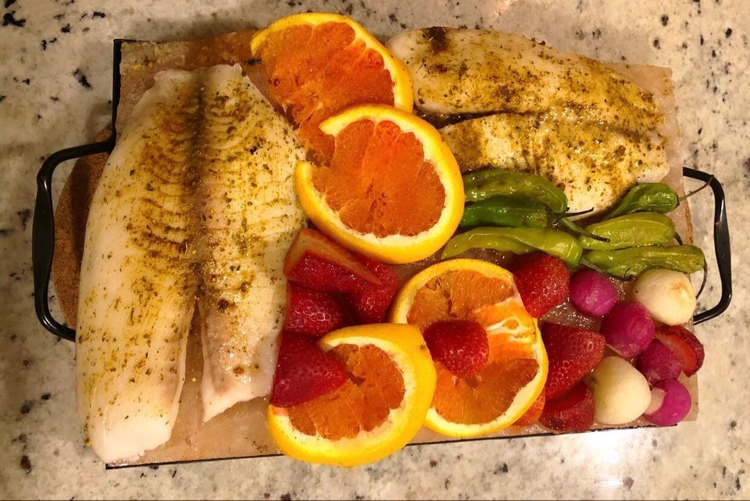 jameswilliam872's tweet photo. Have you ever cooked on a salt block?
Just look how perfectly Verlasso Salmon seared on a Himalayan Salt Crystal Block.
https://t.co/MOL40f2psW
๐๐๐
#salmon #HealthyEating #healthyfood #saltcookingplate #pinksaltwall https://t.co/XinHud18kM