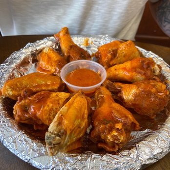 letsgomurphys's tweet image. Wings + @grubhub = the perfect way to watch the NFL playoffs - Become a Grubhub Tastemaker to earn exclusive deals from Grubhub. #ad #GrubhubTastemakers grubhubtastemakers.socialmedialink.com #ad