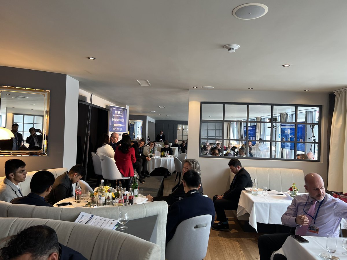 FrontierDotXYZ's tweet photo. It was indeed a Web3 Investor Gathering during #Davos2023. We are glad to host and interact with amazing people

Intriguing conversations, insightful panel discussions, and keynote

Here are few 📸 https://t.co/NJpG6iO2iw