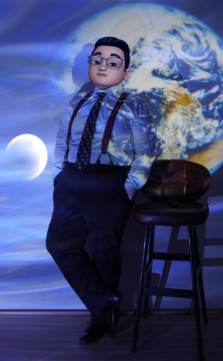 vinker17's tweet image. 今天挺开心的，关注的推友分享了以前很喜欢的一个街拍博主的新账号，还发现了之前在围脖关注的一个博主熊尉来了推里，简单的快乐😆--有点小开心的猪先生