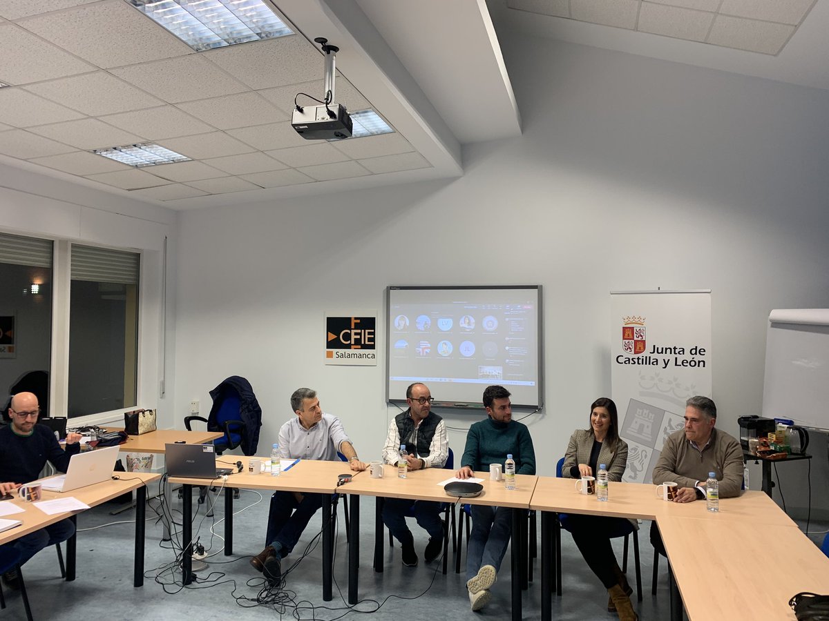 cfiesalamanca's tweet photo. Segunda sesión Jornada Planning an Erasmus + convocatorias, solicitud y recomendaciones con @rigas_panos y café coloquio con docentes y directores expertos en Erasmus+ #internacionalizaCyL #formaciónCyL @CFIESA_idiomas https://t.co/mgmQuLpTnC
