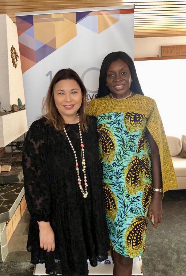 #Davos23 |  @CathyHackl our special guest at <a href="/100WomenDavos/">100 Davos Women</a> Metaverse event 🔥🔥🔥with <a href="/AyumiMooreAoki/">Ayumi Moore Aoki</a> 
<a href="/SophiaLopez/">Sophia Lopez</a>
<a href="/KristinaLCorner/">Kristina Lucrezia Cornèr</a>
<a href="/alineartsevents/">Aline d'Ambricourt</a>
<a href="/Maqueveq/">María Pía Aqueveque Jabbaz</a>
<a href="/SanjaKon/">Sanja Kon</a>
<a href="/TarjaStephens/">Tarja Stephens</a>
<a href="/jannasalokangas/">Janna Salokangas</a>
<a href="/CamilleMerre/">CamilleMerre.nft</a>