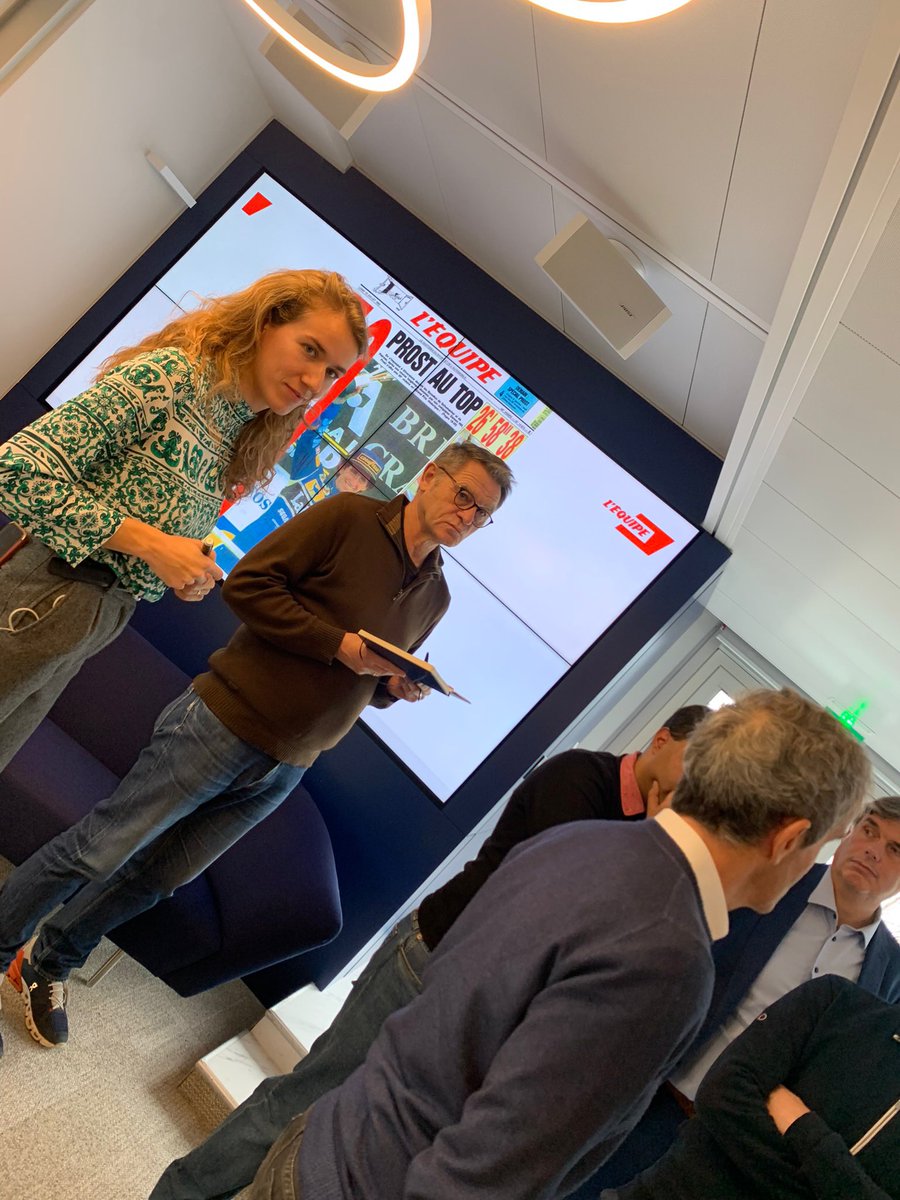 erikbielderman's tweet photo. Ce vendredi dans @lequipe #AlainProst se confie face à douze lecteurs du journal. Ses fugues à l’armée, ses batailles avec @nigelmansell, sa relation ambiguë avec #Senna, ses controles fiscaux, ses 45 moteurs explosées en une saison. Il dit tout. #2pages https://t.co/puwuZ40CRE