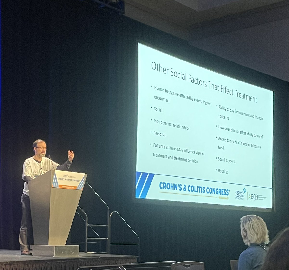DrAlyseBedell's tweet photo. Human beings learn from and are affected by every encounter. “If you were shocked every time you ate a bite of food, how long would it take you to fear eating?” Excellent lecture on psychosocial factors in IBD by Dr. Stephen Lupe at #CCCongress23 https://t.co/aDkjqbT78L