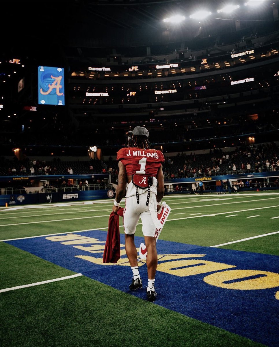 Blessed and honored to receive an offer from the University of Alabama🐘! #RollTide <a href="/HolmonWiggins/">Holmon Wiggins</a> @Coach_Shavers @McKinneyHS_FB