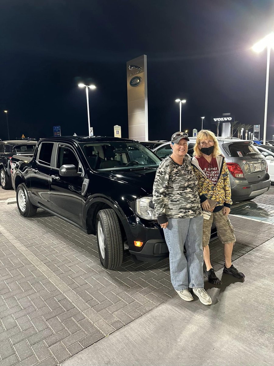 Congratulations to Kyla &amp; Deedra on purchasing their new Ford Maverick 🎉 We thank you for your business and your Marine and Navy Service. 🇺🇸

Looking for a new vehicle? Stop by Jaguar Arrowhead and talk to Nygil.

Photo credit: Nygil Newborn

#JaguarArrowhead