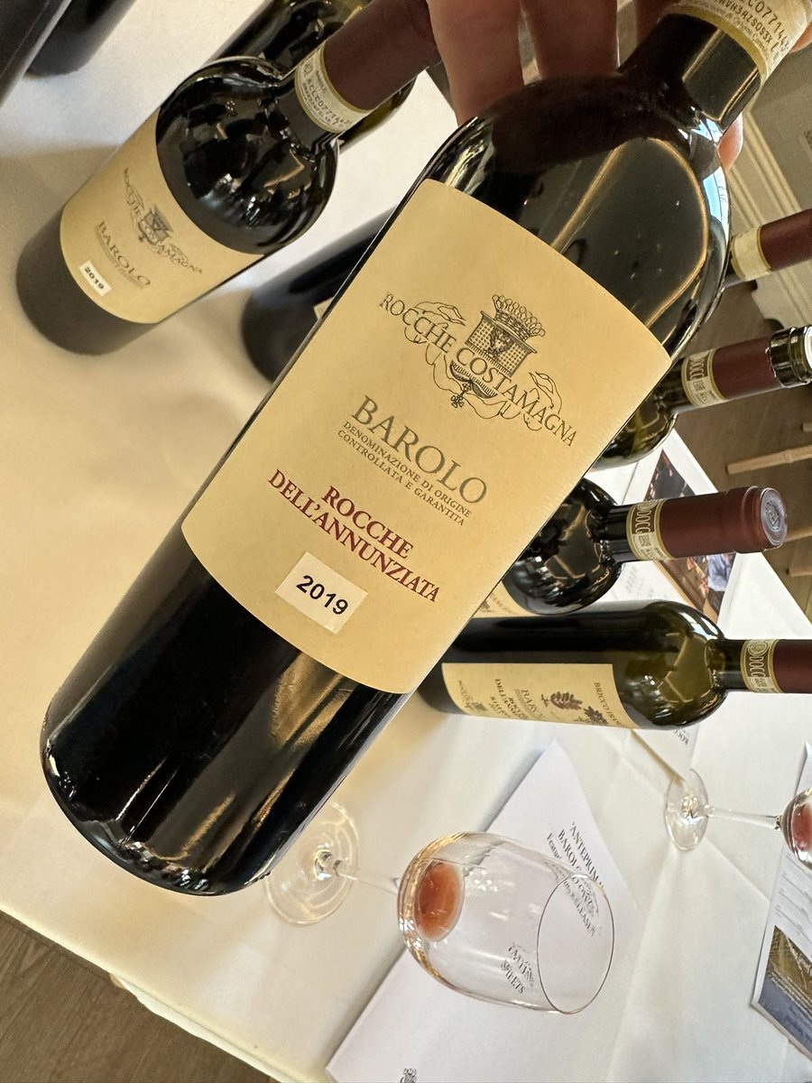 vinoperitus tweet media