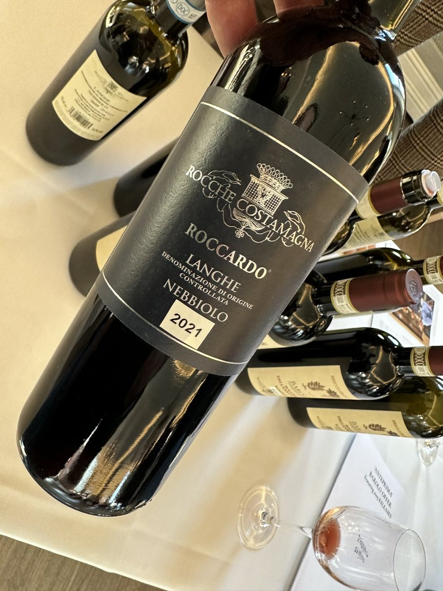 vinoperitus tweet media