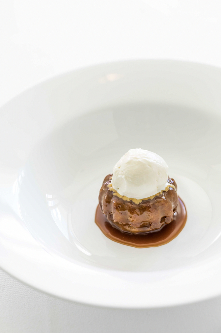 KahalaResort's tweet photo. A song of ice and fire: Our Warm Kulolo combines
Taro Pudding, Coconut Caramel and Smoked Coconut Ice Cream for a decadent dance of hot, cold, sweet, and nutty. #hawaiianresort #luxuryresort #chefsfeature https://t.co/zKDuhjJ3JL
