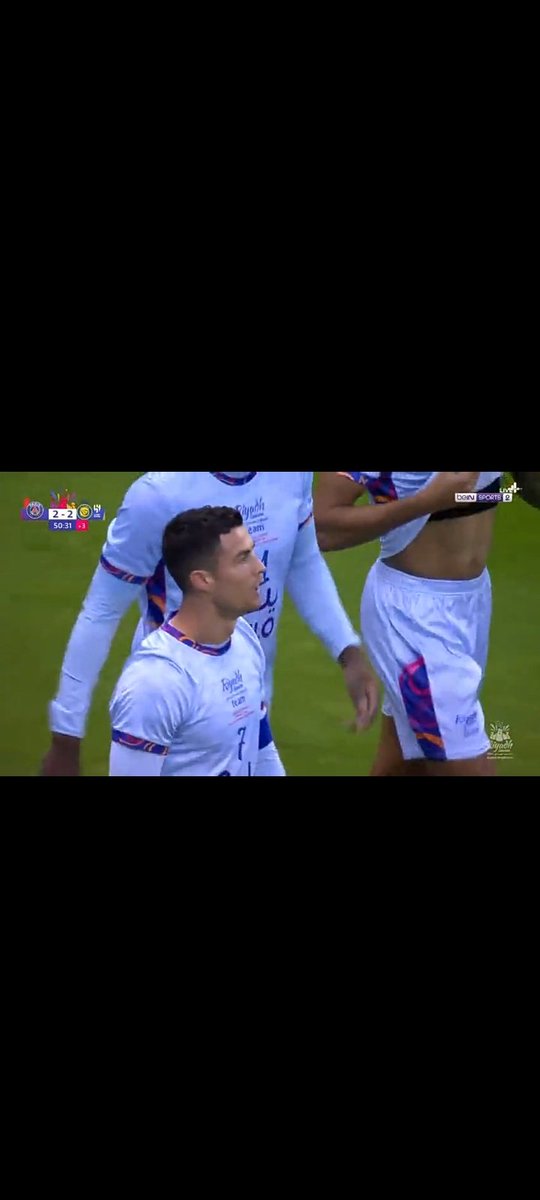 tahusebaskom's tweet photo. Goaaall.. Ronaldo..
Al Nasr vs PSG 2-2 https://t.co/Io1n4kiwZf