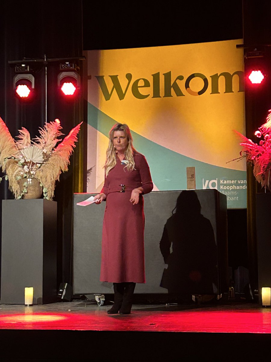 XXX POrN tweet media