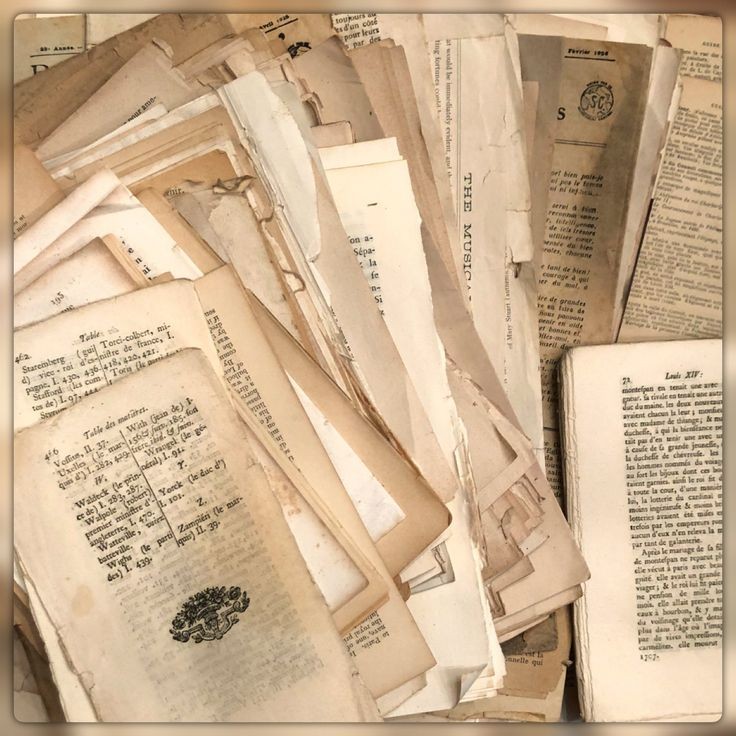 softdeIicacy's tweet image. the beauty of old books.