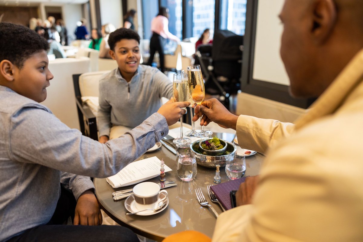Our Crew got the Alice in Wonderland tea experience at <a href="/LanghamChicago/">The Langham Chicago</a>.
We had an array of sweet and savory bites including sparkling drinks for kids and adults, along with potions and smoking tea pots. So good. So fun! Available now through February.
