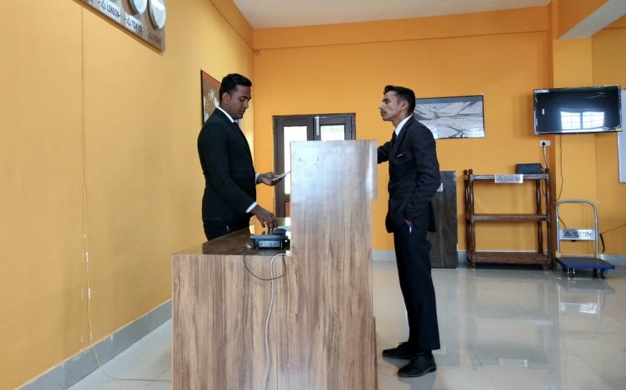 ihmbodhgaya's tweet photo. #FrontOfficePractical #FrontOffice❤️ #Reception #FrontDesk #IHMBodhgaya #IHM #HotelManagement #Courses #Degree #Diploma #Gayadiaries #Bodhgayadairies #Bodhgaya #Gaya #Tourism #ManagementCollege https://t.co/yueOdtUMYw