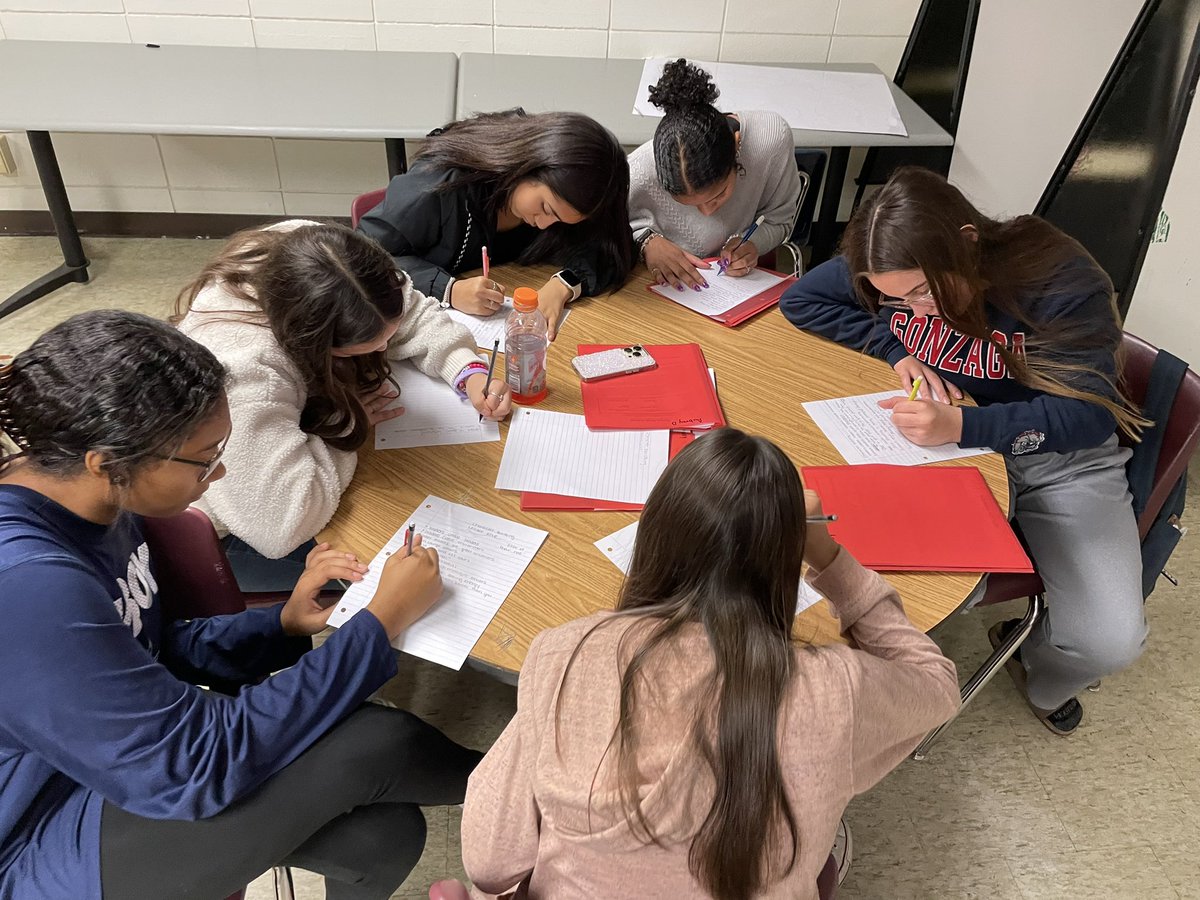 Lady_PirateBB's tweet photo. Jr. Captain Maddy Avery giving a presentation she put together from what she learned at @PGCbasketball this summer. Maddy took initiative to compile her notes &amp; create a presentation on leadership and team vision to share with our team. Leaders enhance their environment... https://t.co/BINBbxe5dM