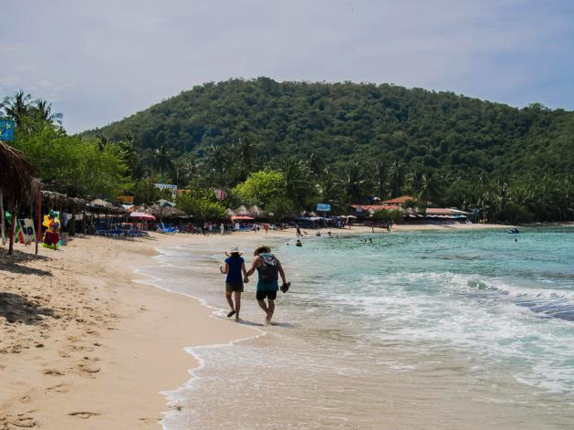 IxZihuatanejo's tweet photo. Un día perfecto para caminar por #PlayaLasGatas #Zihuatanejo 
🌤️ 29.05°C
https://t.co/HED6ZWLAzW https://t.co/O7sCMwZyLx