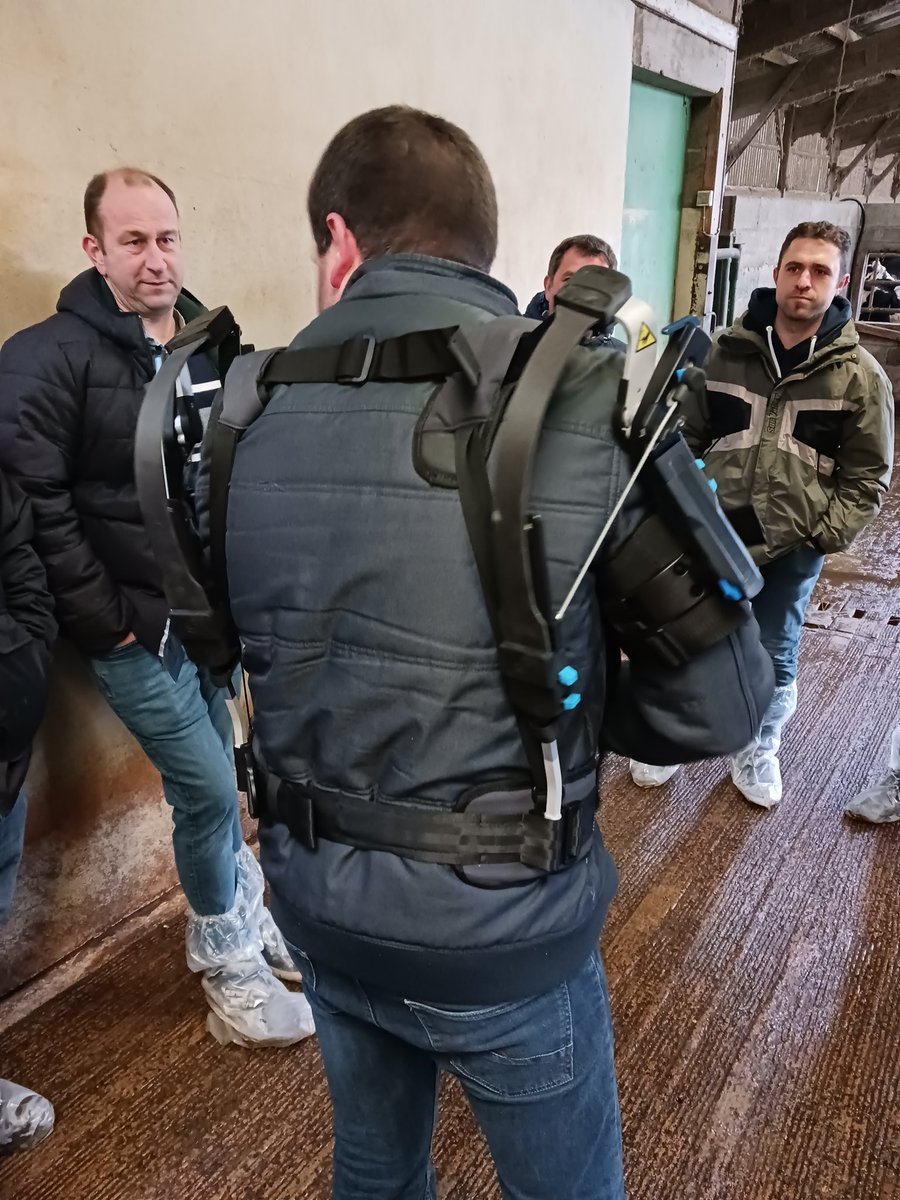 FTattevin's tweet photo. Seenoviale à Pontchâteau en Loire-Atlantique toute l'équipe de conseillers @seenovia mobilisée pour accueillir les participants dans une ambiance conviviale @RicordelE https://t.co/U2bo3zBO0v