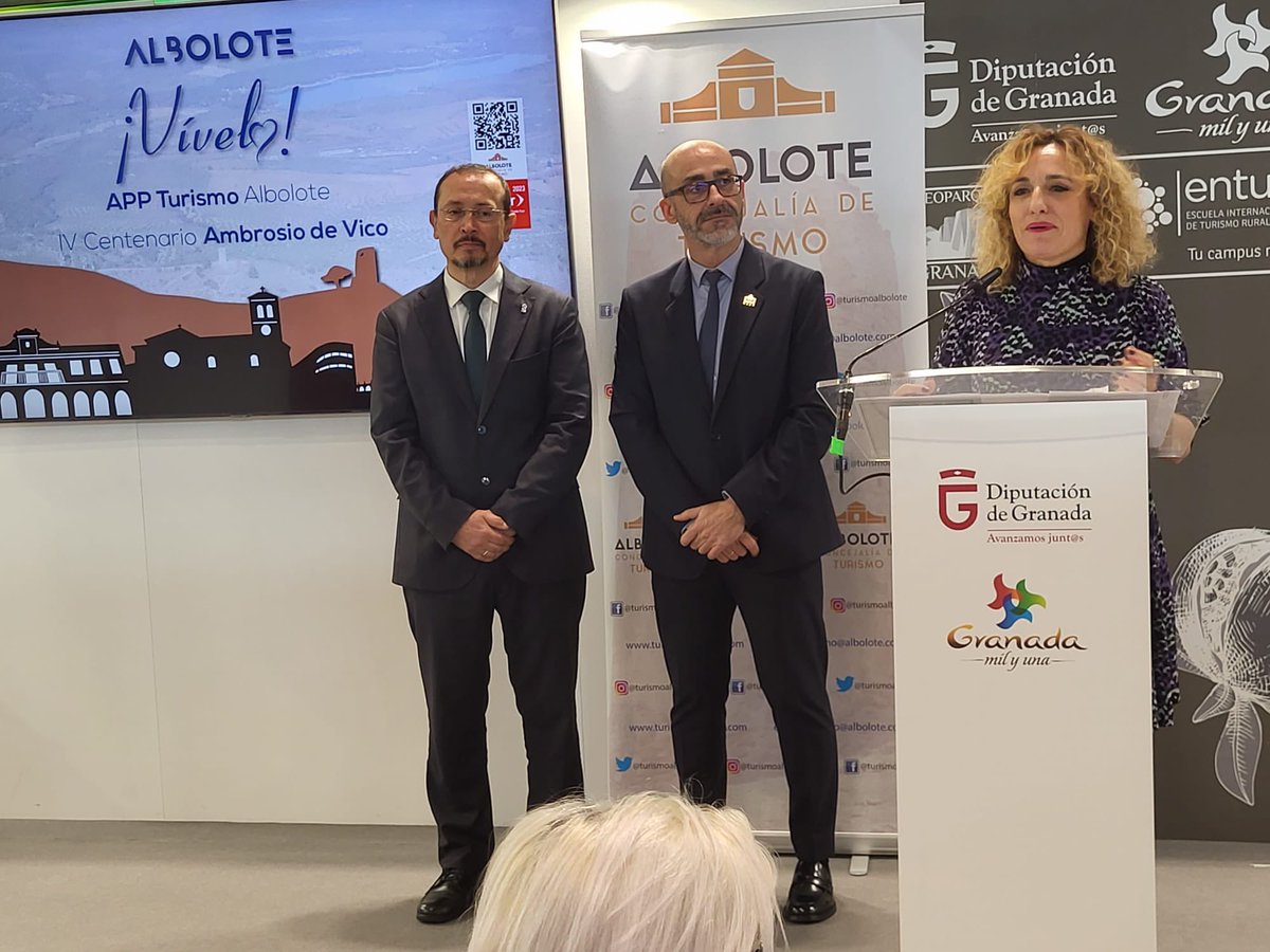 #Albolote presenta en <a href="/fitur_madrid/">FITUR</a> la nueva aplicación digital y la gran exposición del cuarto centenario de Ambrosio de Vico. <a href="/TurismoAND/">Consejería de Turismo y Andalucía Exterior</a> apoya la buena labor de esta corporación

El alcalde estuvo acompañado por el delegado de Turismo <a href="/fernandoegea2/">fernando egea</a> y la concejal Marta Nievas