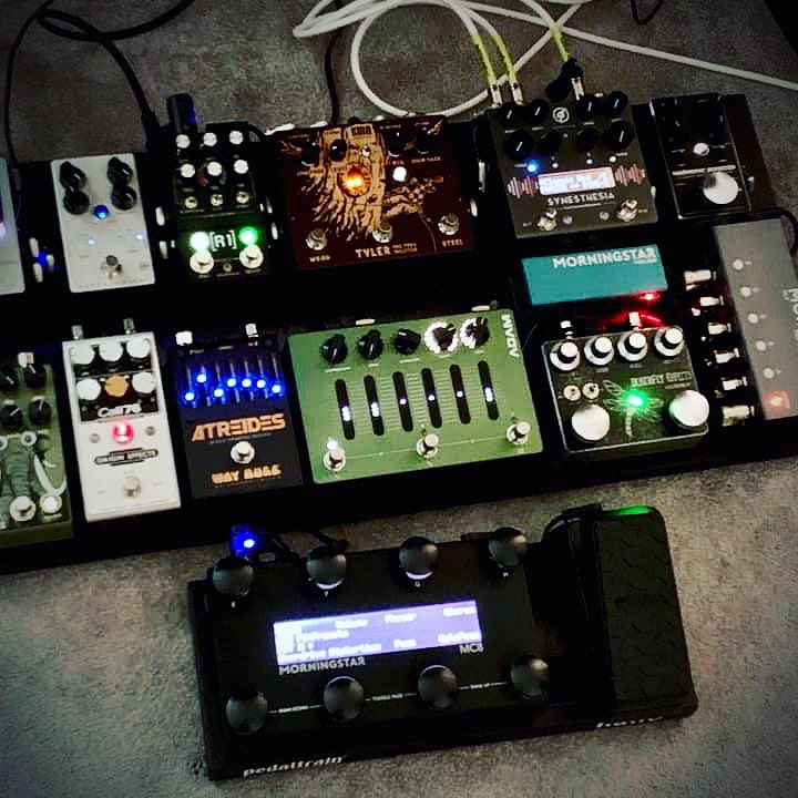 CMEPro1's tweet photo. Derek shared his #pedalboard including #bluetoothmidi via #widijack in our FB Group 💙 #wirelessmidi https://t.co/HbiWaCbOT1