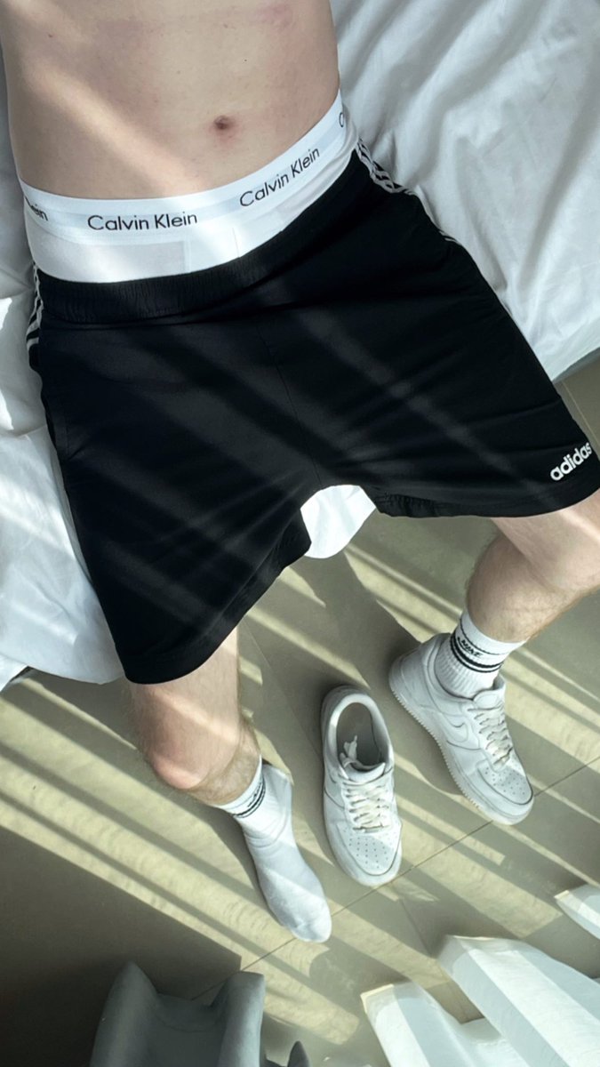 sneaksboybln's tweet photo. Time for you to kneel down in front of me 😈👇 https://t.co/AIq1IskHj0